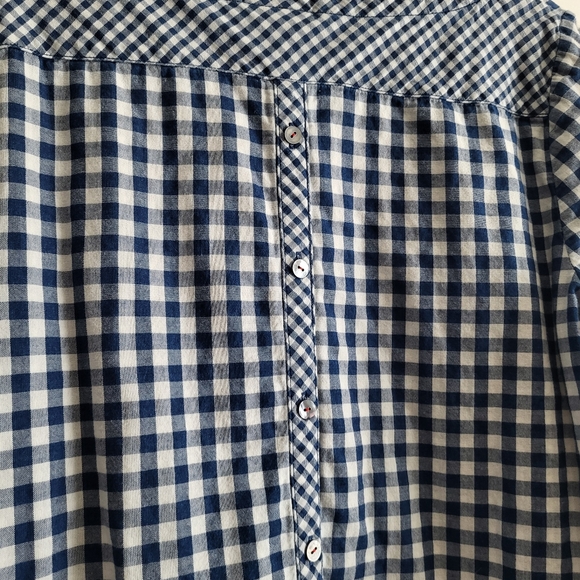 J.Jill Gingham 100 % Cotton blouse top white and blue buttons size M - Picture 3 of 8